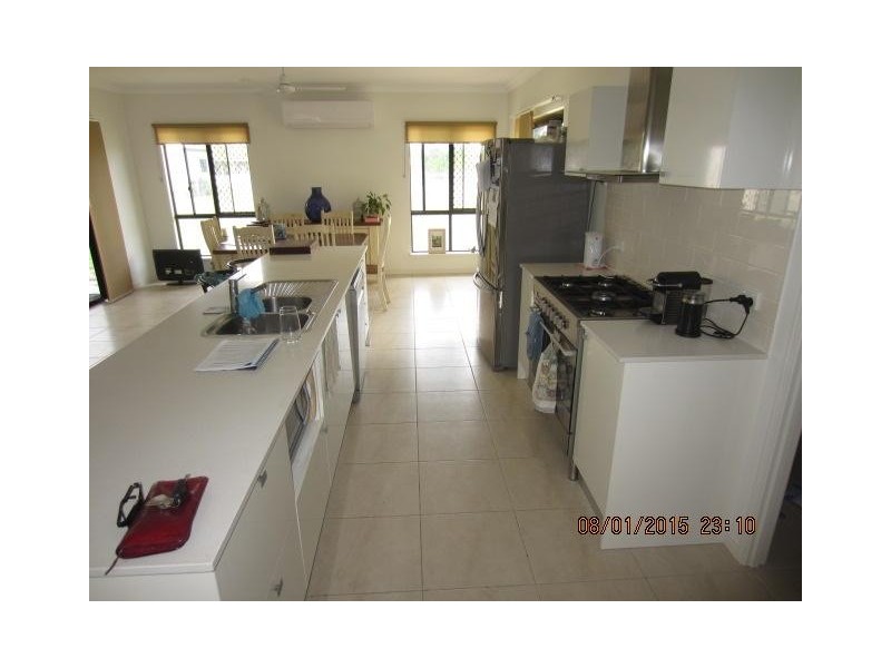 73 Mawson Street, Bluewater QLD 4818