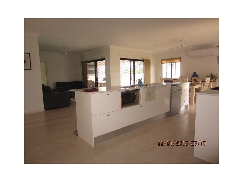 73 Mawson Street, Bluewater QLD 4818