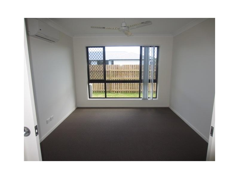 5 Esperance Drive, Mount Low QLD 4818