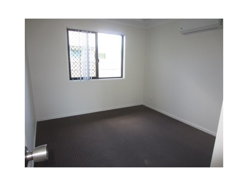 5 Esperance Drive, Mount Low QLD 4818