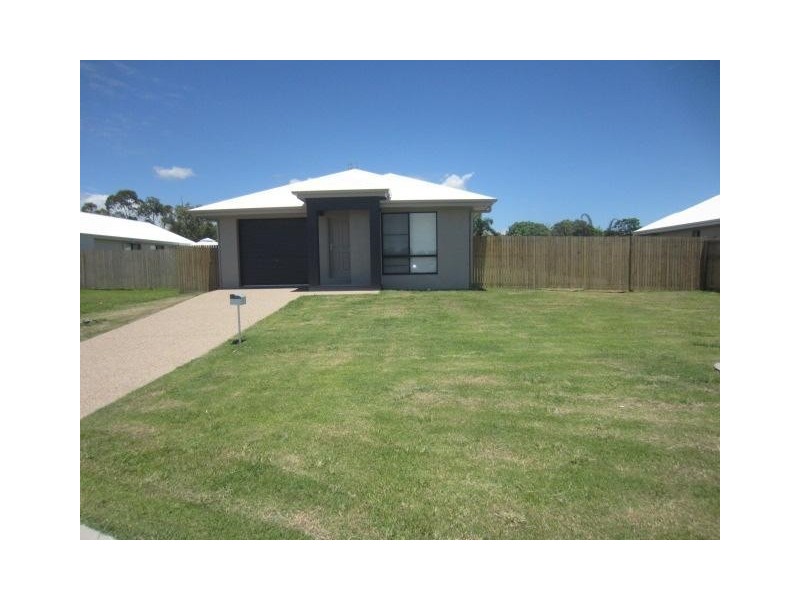 9 Beach Court, Balgal Beach QLD 4816