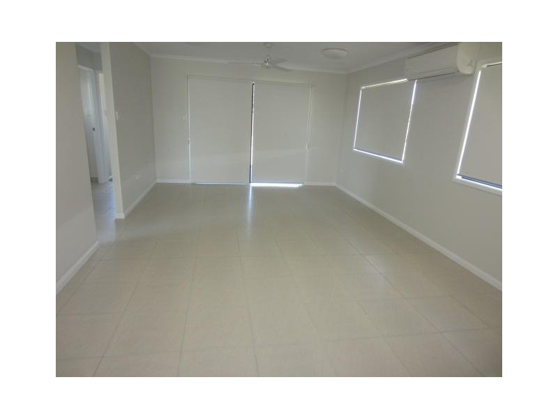 9 Beach Court, Balgal Beach QLD 4816