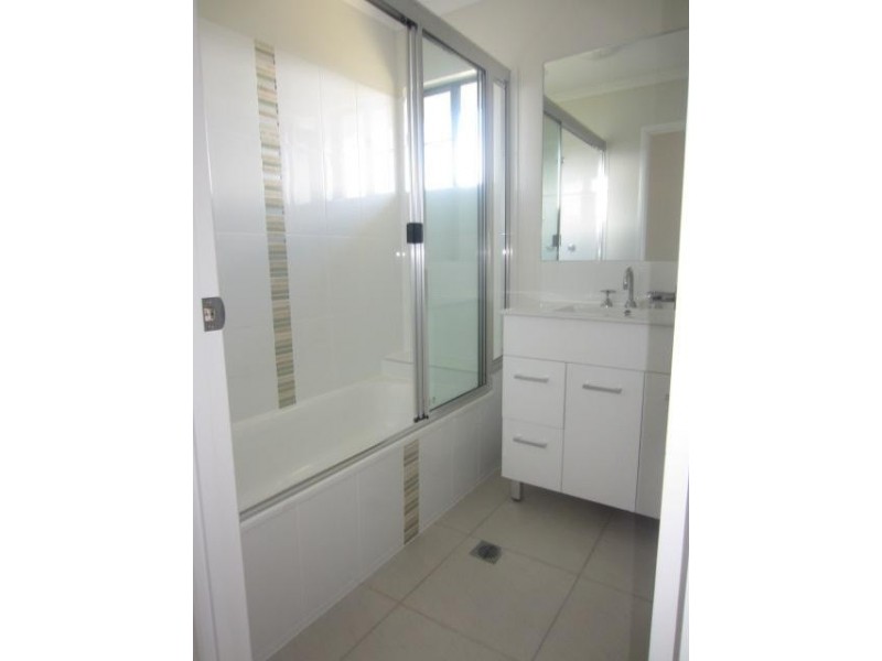 9 Beach Court, Balgal Beach QLD 4816