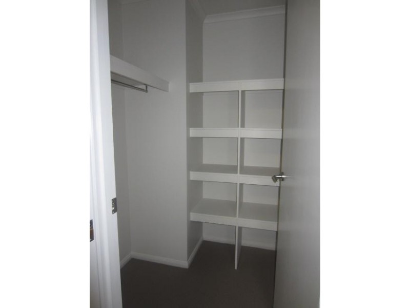 4 Beach Court, Balgal Beach QLD 4816