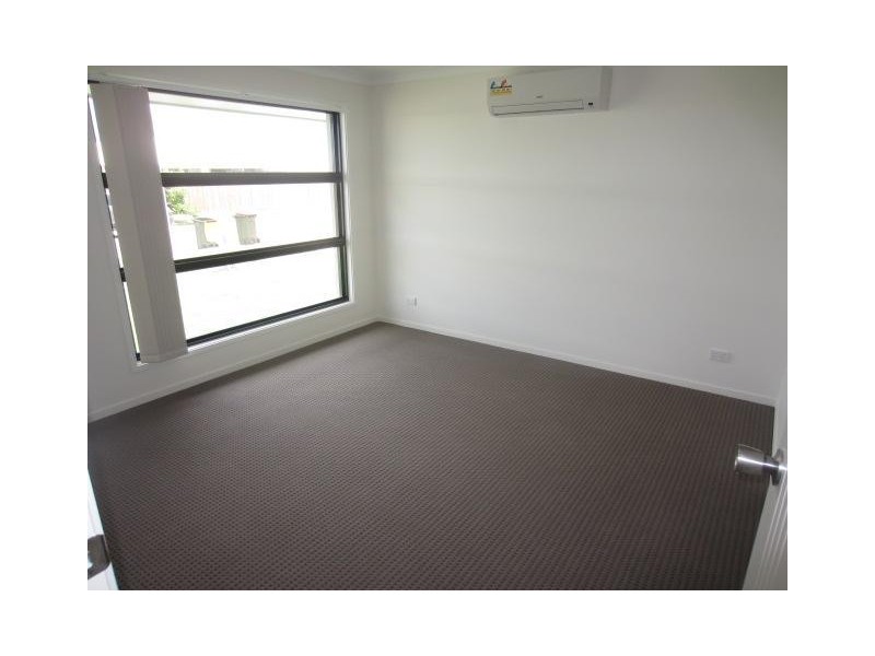 19 Smugglers Cove, Mount Low QLD 4818