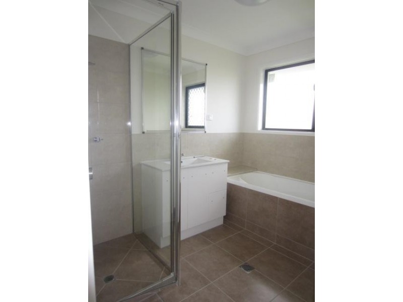 19 Smugglers Cove, Mount Low QLD 4818