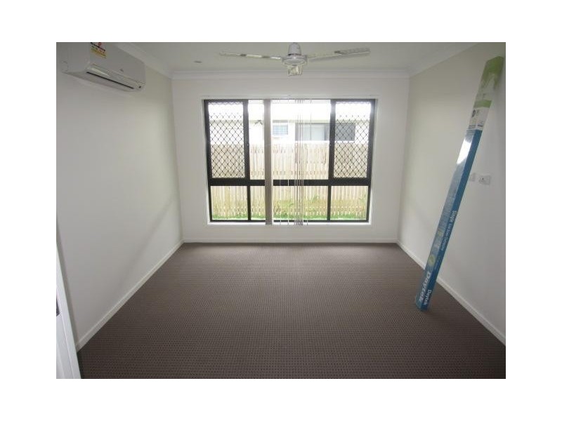 19 Smugglers Cove, Mount Low QLD 4818