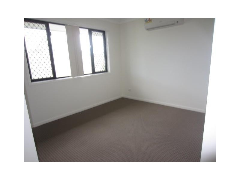 19 Smugglers Cove, Mount Low QLD 4818