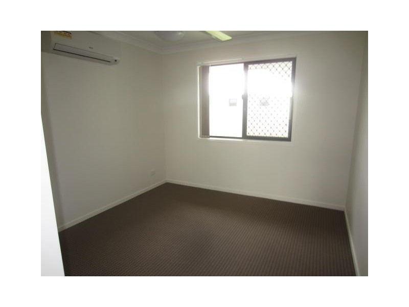 19 Smugglers Cove, Mount Low QLD 4818