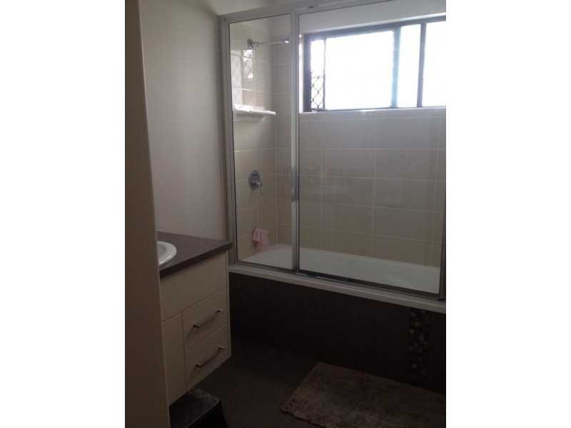 23 Dahlia Street, Burdell QLD 4818