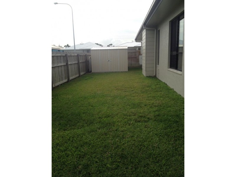 23 Dahlia Street, Burdell QLD 4818