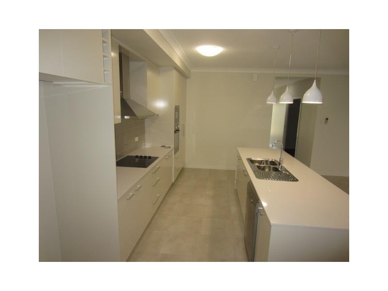 5 Chimene Lane, Burdell QLD 4818