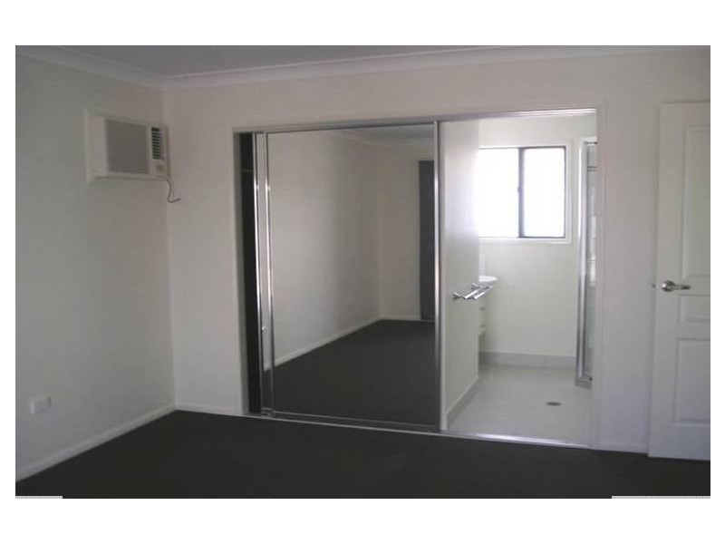 27 Iona Avenue, Burdell QLD 4818