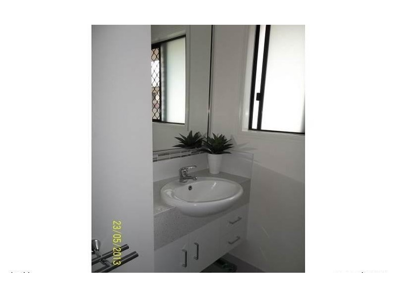 27 Iona Avenue, Burdell QLD 4818