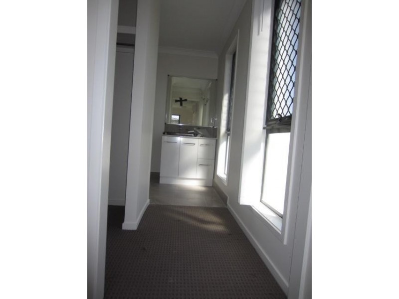 14 Waikiki Terrace, Mount Low QLD 4818