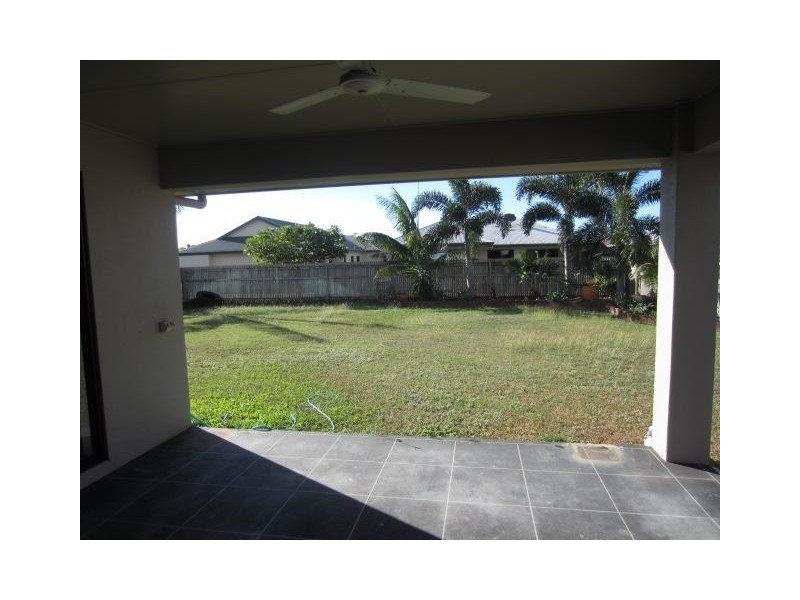 73 Lady Musgrave, Burdell QLD 4818