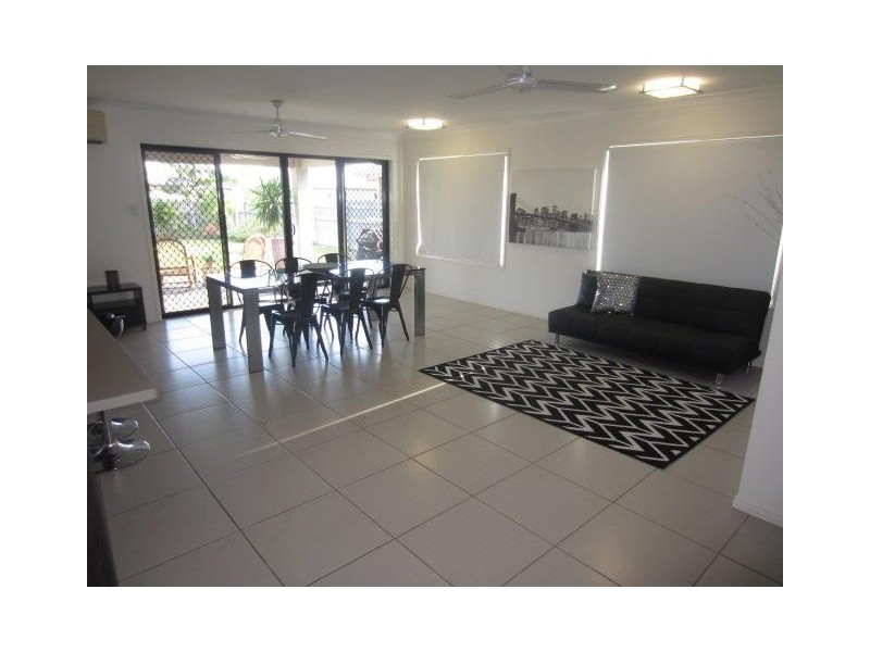 73 Lady Musgrave, Burdell QLD 4818