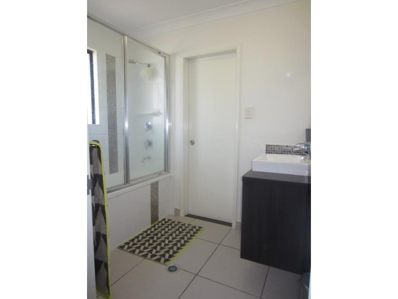 73 Lady Musgrave, Burdell QLD 4818