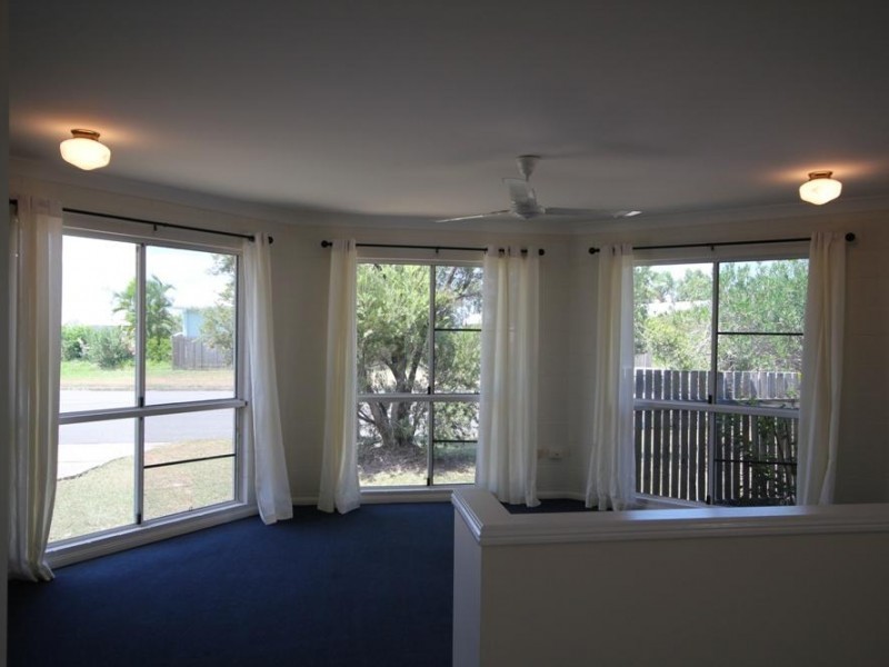 50 Griffey Street, Burdell QLD 4818