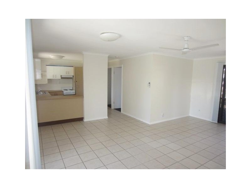 70 Whitsunday Drive, Kirwan QLD 4817