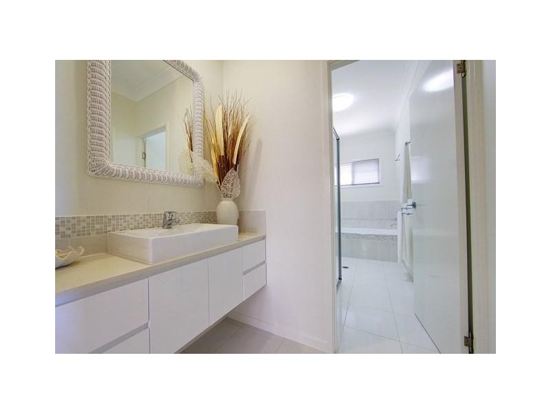 12 Sita Retreat, Burdell QLD 4818