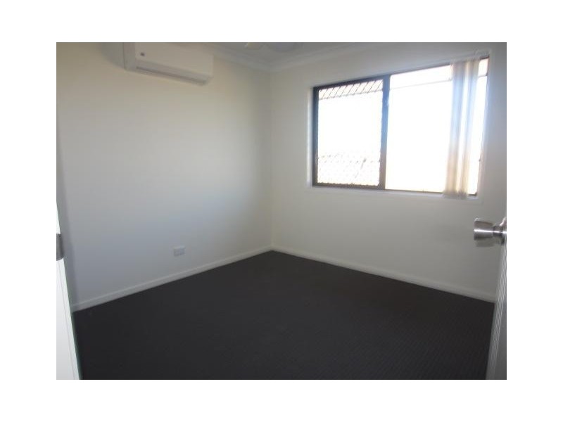 34 Waikiki Terrace, Mount Low QLD 4818