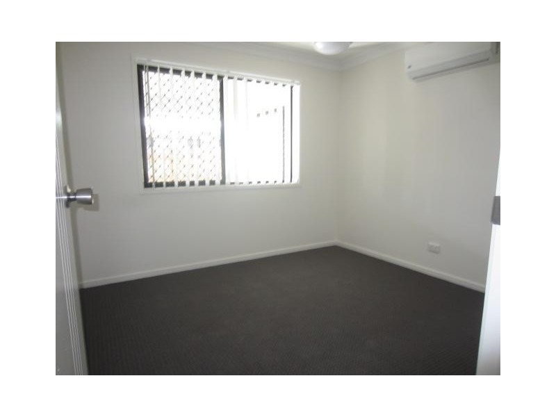 34 Waikiki Terrace, Mount Low QLD 4818