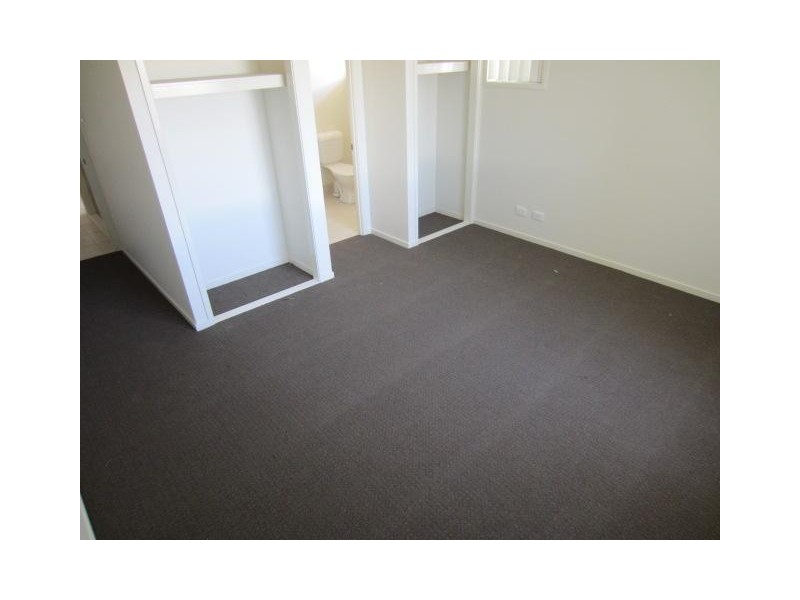 5 Lanikai Place, Mount Low QLD 4818