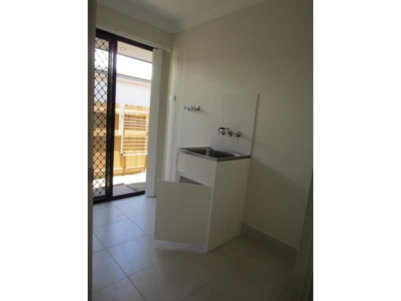 5 Lanikai Place, Mount Low QLD 4818