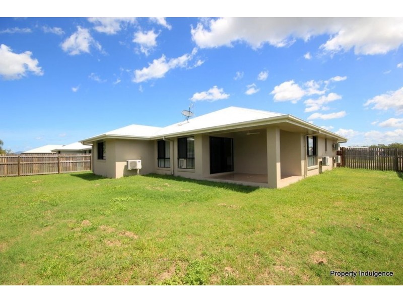 42 Epping Way, Mount Low QLD 4818