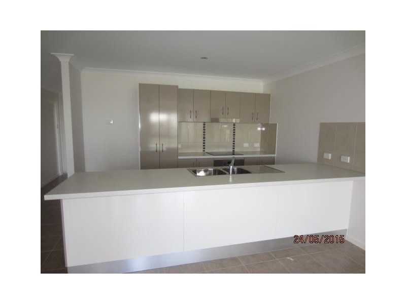 42 Epping Way, Mount Low QLD 4818