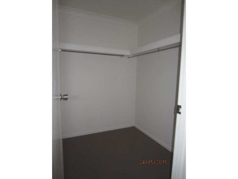 42 Epping Way, Mount Low QLD 4818