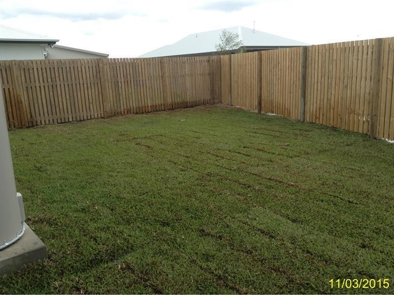 2/35 Trevalla Enterance, Burdell QLD 4818