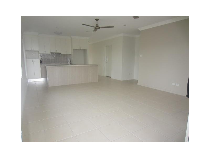 2 Yass Crescent, Kelso QLD 4815