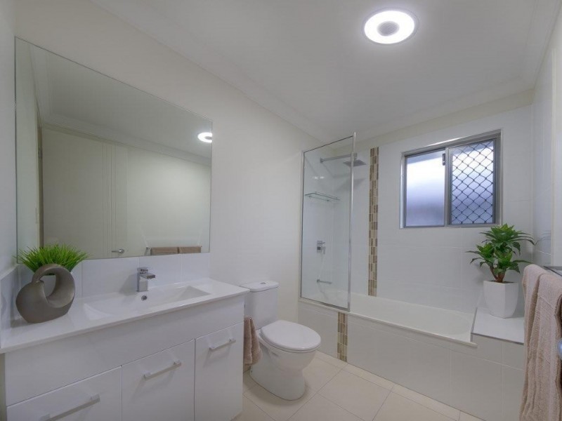 2 Yass Crescent, Kelso QLD 4815