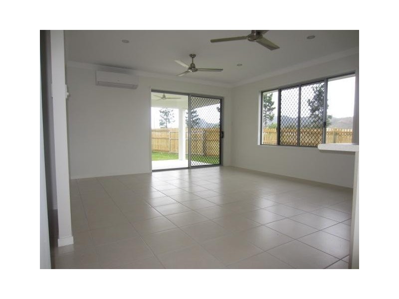 2 Yass Crescent, Kelso QLD 4815