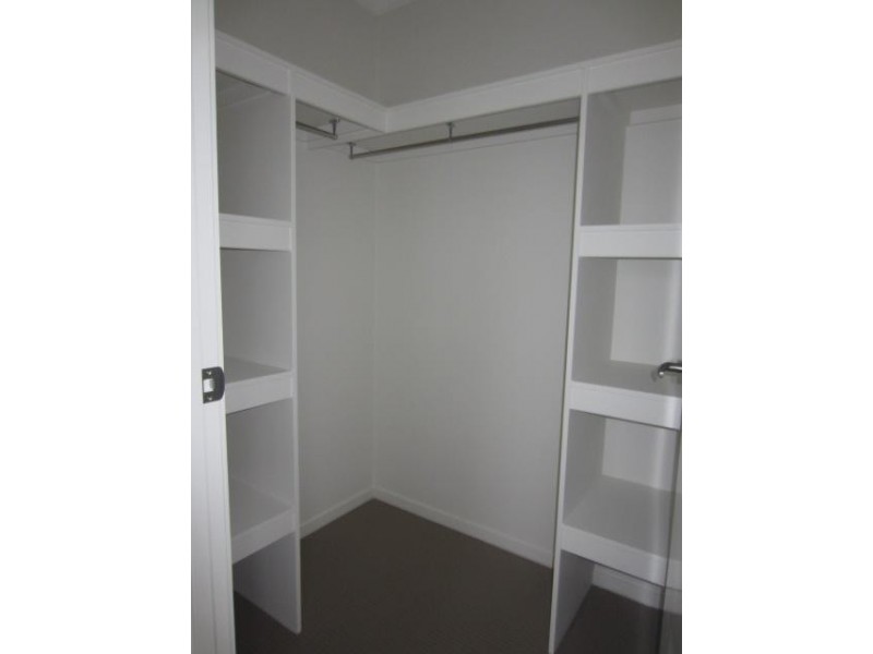 2 Yass Crescent, Kelso QLD 4815