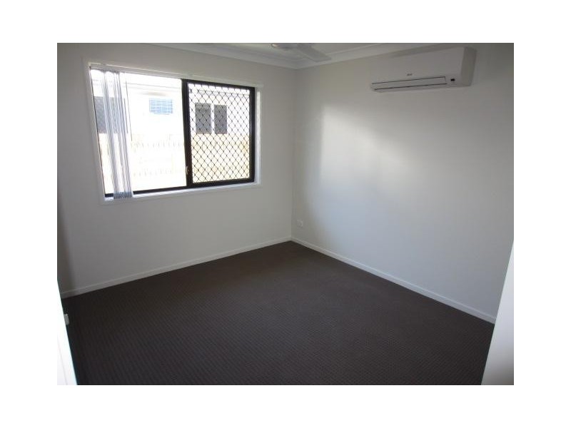 48 Epping Way, Mount Low QLD 4818