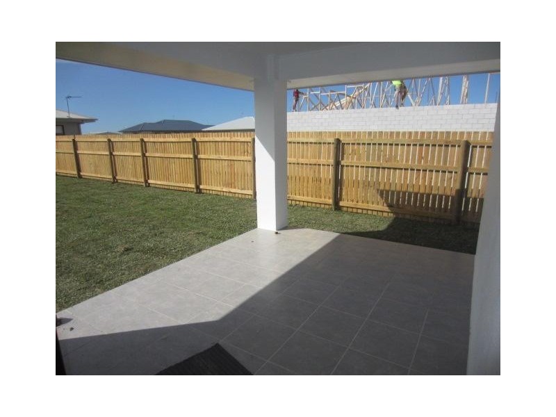 48 Epping Way, Mount Low QLD 4818