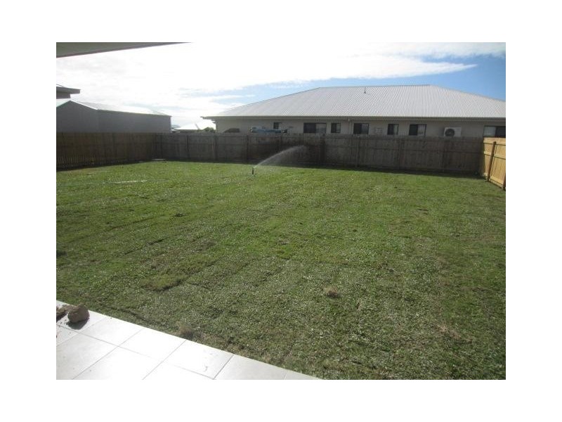 48 Epping Way, Mount Low QLD 4818