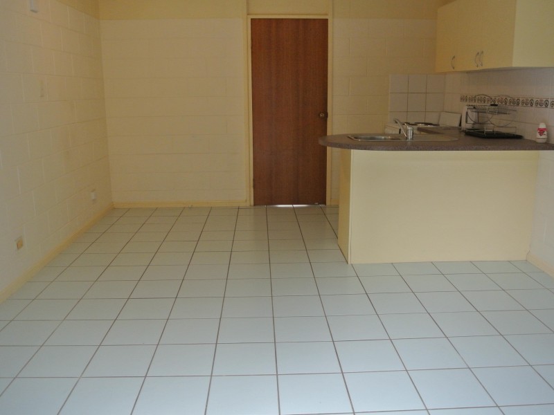 9/19 Ryan Street, North Ward QLD 4810