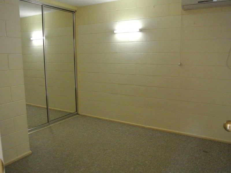 9/19 Ryan Street, North Ward QLD 4810