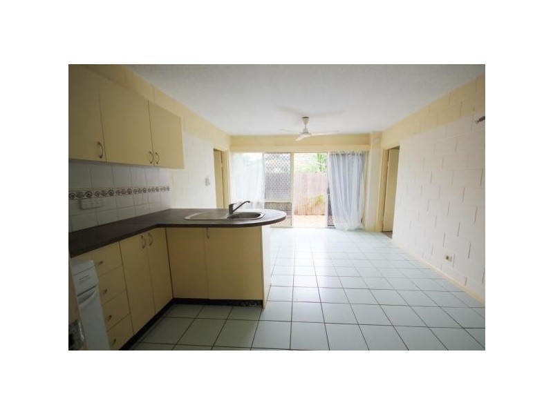 9/19 Ryan Street, North Ward QLD 4810