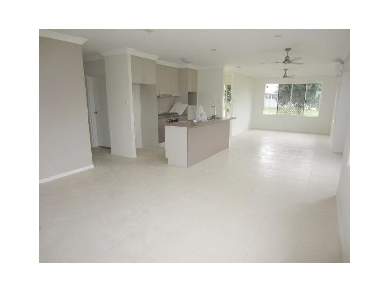 34 Yarra Crescent, Kelso QLD 4815