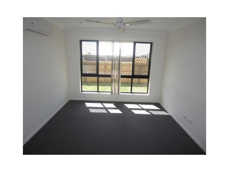 73 Sanctum Boulevard, Mount Low QLD 4818