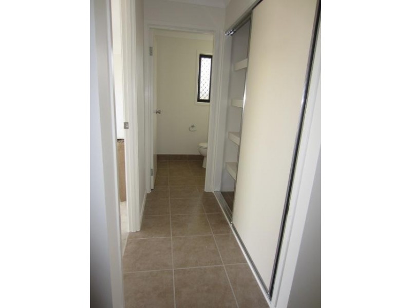 54 Epping Way, Mount Low QLD 4818