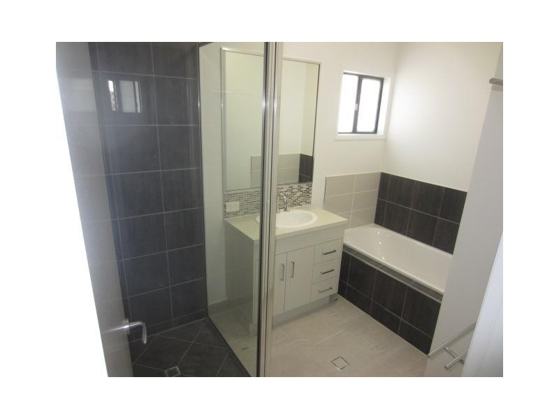 34 The Grange, Shaw QLD 4818