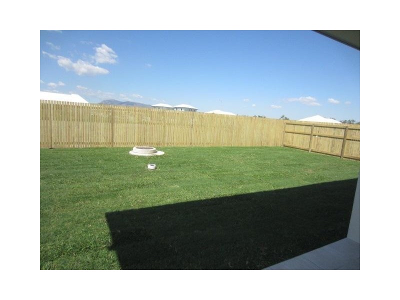 34 The Grange, Shaw QLD 4818