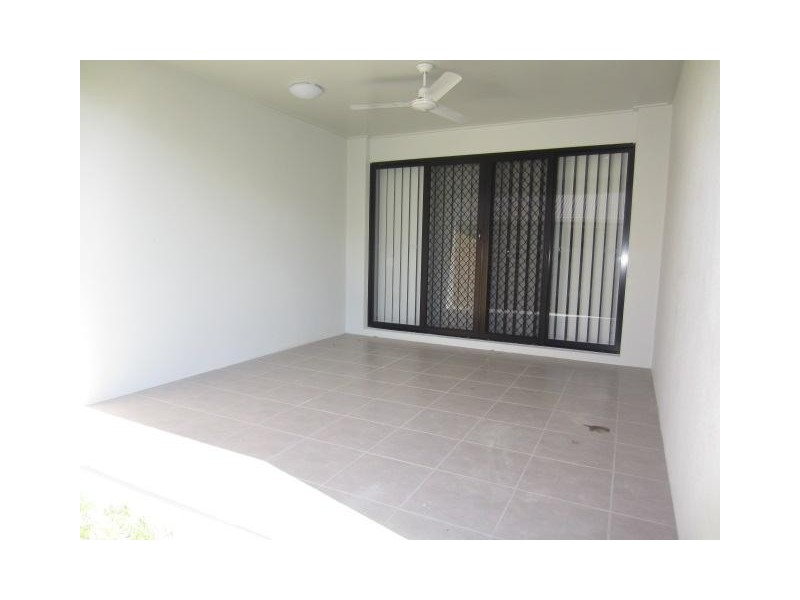 1/54 Margaret Ellen Drive, Kelso QLD 4815