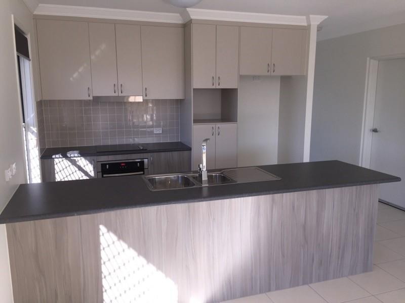 142 River Parks Boulevard, Kelso QLD 4815